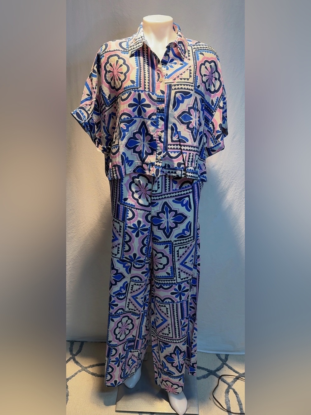 ZARA Blue & White Geometric Wide-Leg Jumpsuit - Picture 2 of 9